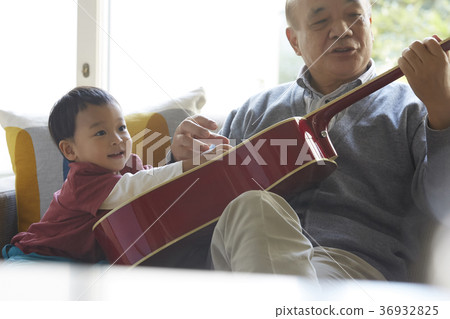 Senior playing with grandson 36932825