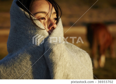 流浪的女人 流浪的女人 36933702