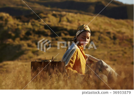 流浪的女人 36933879