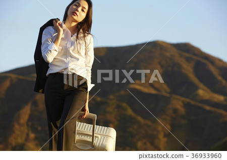 Business woman 36933960