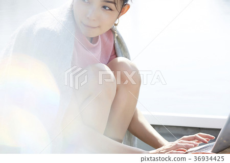 Nomad worker boat Nomad worker boat 36934425