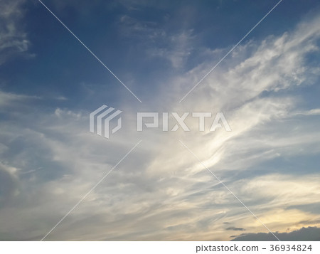 Cloud in the sky 36934824