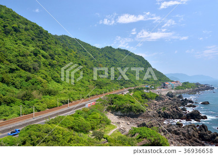 宜蘭,北海岸,北海岸及觀音山國家風景區,海邊,海岸,山,海,鐵道,火車,交通運輸 36936658