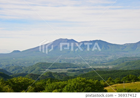 View of Mount Asama from Tsumagoi Ranch 36937412