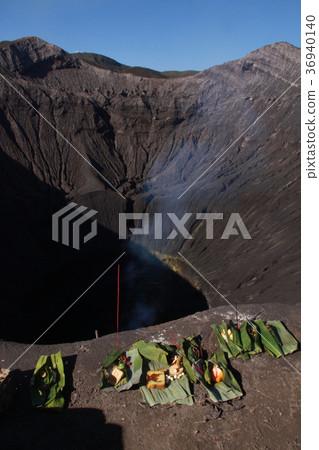 Mount Broome 2 36940140