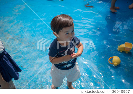 playing in water, younger, baby boy 36940967