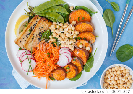 Buddha bowl with vegetables Buddha bowl with vegetables 36941807