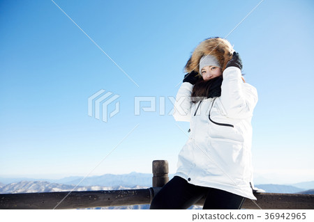 Woman, winter, snow, Mt. Woman, winter, snow, Mt. 36942965