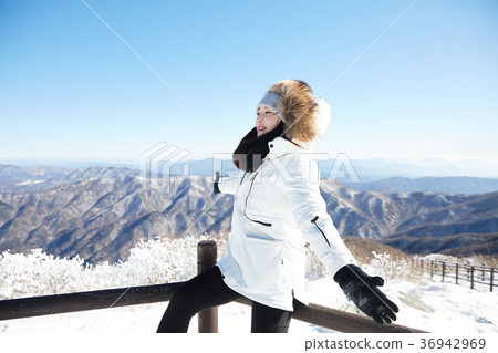 Woman, winter, snow, Mt. Woman, winter, snow, Mt. 36942969