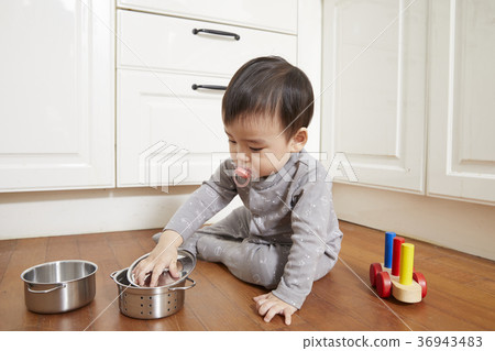 Infant, Korean kitchen 36943483