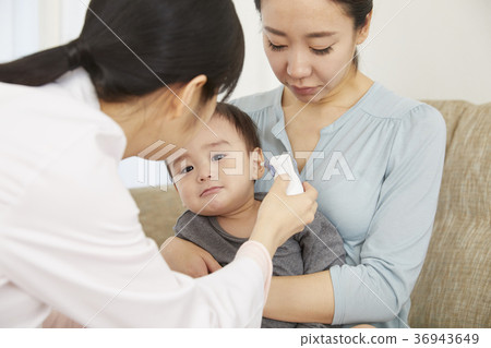 Mom, Son, Infant, Doctor, Korean Mom, Son, Infant, Doctor, Korean 36943649