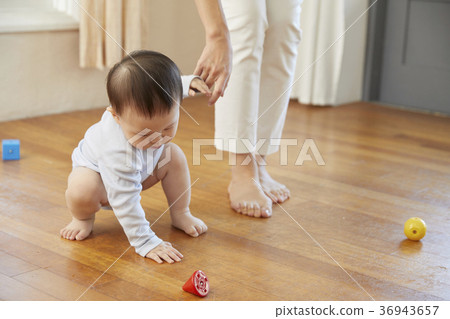 Mother, Son, Infant, Life, Housing, Korean 36943657