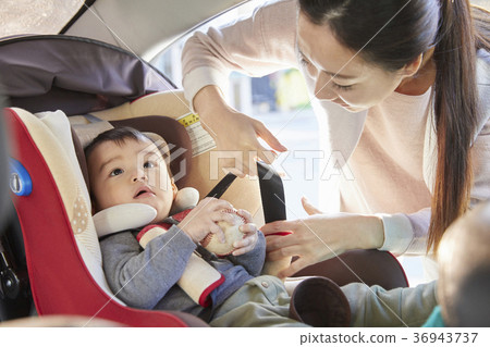 Mom, Son, Infant, Car Seat, Korean Mom, Son, Infant, Car Seat, Korean 36943737
