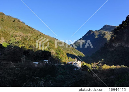 Mountain scenery - Hsinchu Point Shixiu 36944453