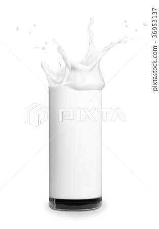 glass of milk with splash 36953137
