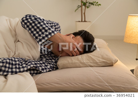 睡覺的人 36954021