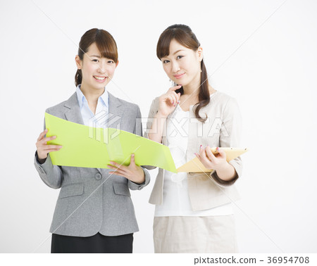 Woman business young woman Woman business young woman 36954708