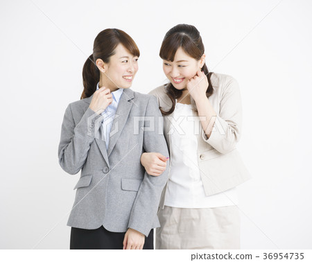 女人業務年輕女人 36954735
