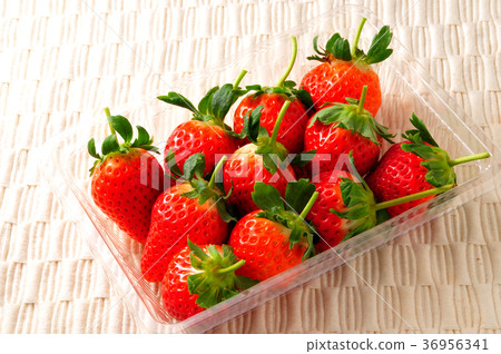 草莓 36956341