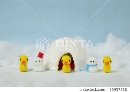 Piyo's Kamakura Play With a Snowman 36957888