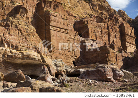 Ancient abandoned rock city of Petra in Jordan tou Ancient abandoned rock city of Petra in Jordan tou 36958461