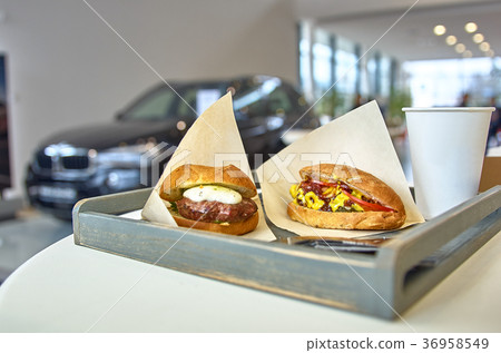 Prepare delicious burger with fried meat 36958549