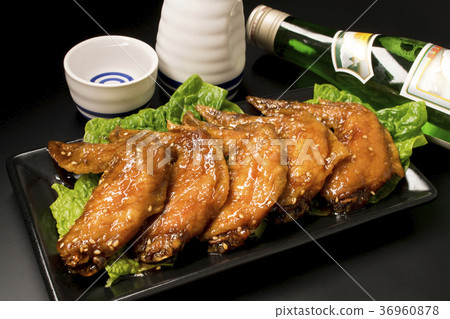 雞翅膀 雞翅膀 36960878