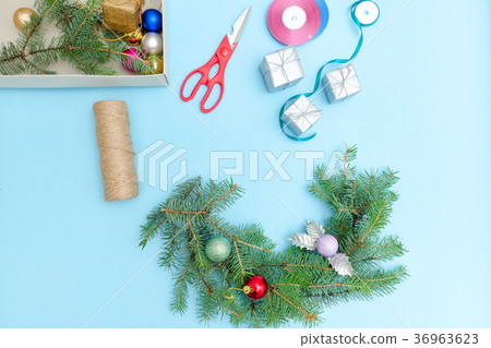 Making a Christmas wreath. Spruce branch 36963623