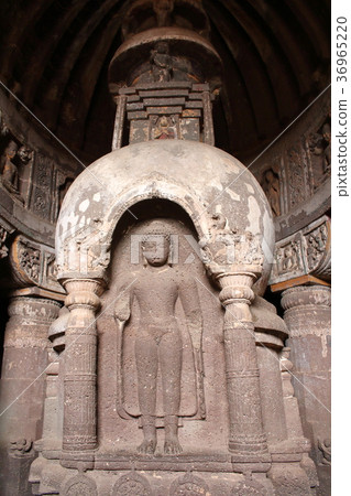 印度之旅:令人興奮的阿anta陀洞穴寺廟 印度之旅:令人興奮的阿anta陀洞穴寺廟 36965220