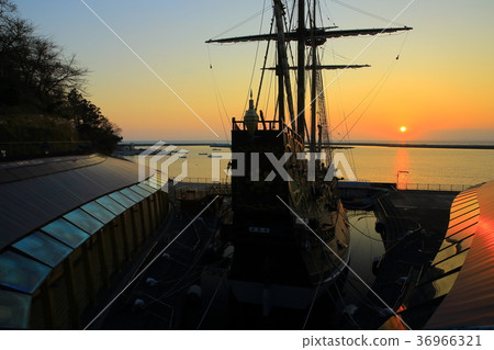 Sunset of San Juan Hall 36966321