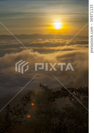 Beautiful sunset at the view point Beautiful sunset at the view point 36971135