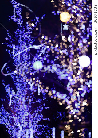Defocused illumination 36971738