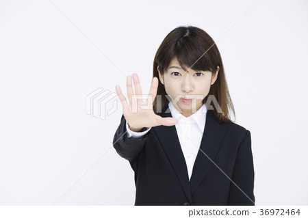 Young business woman 36972464