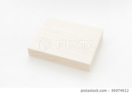 一個木盒子 36974612