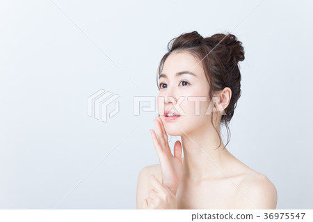 Beauty image 36975547