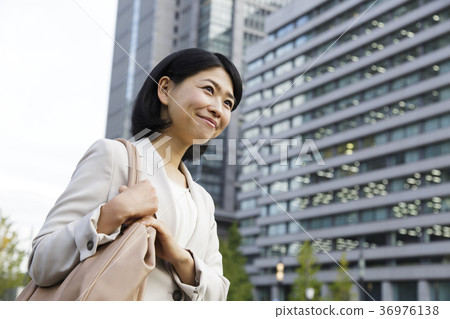 女商務女商人 36976138