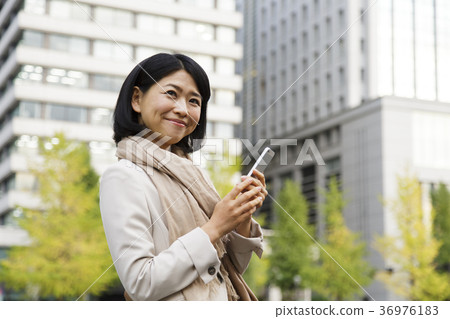 女商務女商人 36976183