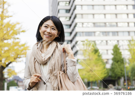 Female business business woman Female business business woman 36976186
