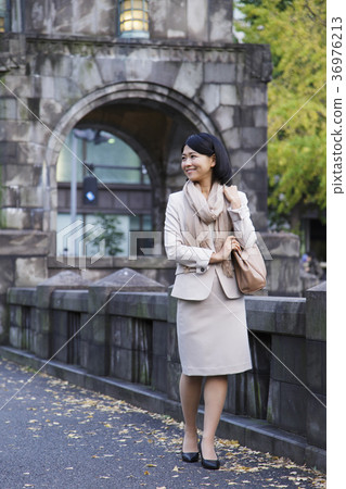 女商務女商人 36976213