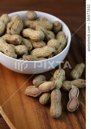 煮花生 36977832