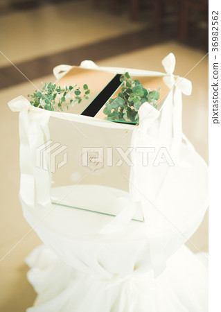 Wooden plaque with the inscription Wedding Wooden plaque with the inscription Wedding 36982562