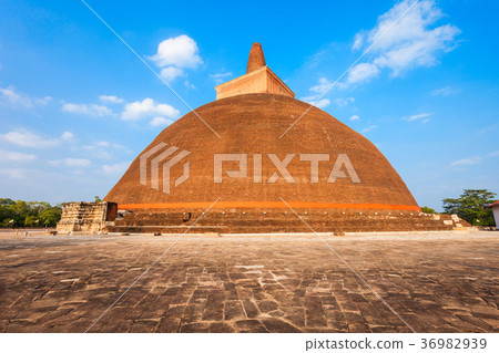 Abhayagiri Vihara in Anuradhapura 36982939
