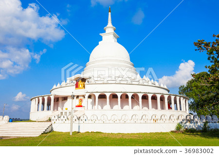 The Ampara Peace Pagoda 36983002