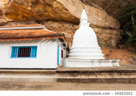 Ridi Viharaya Temple, Sri Lanka Ridi Viharaya Temple, Sri Lanka 36983081