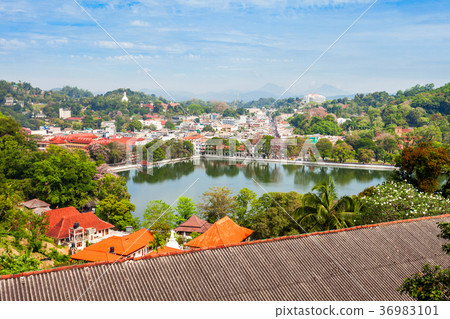 Kandy Lake and city Kandy Lake and city 36983101