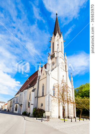 Stadtpfarrkirche Church in Melk Stadtpfarrkirche Church in Melk 36983970