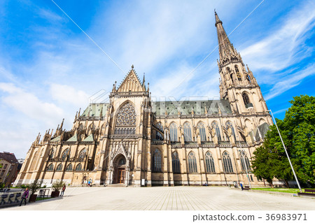 New Linz Cathedral, Austria 36983971