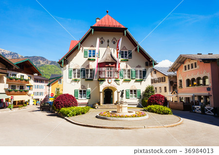 Rathaus in St. Gilgen 36984013