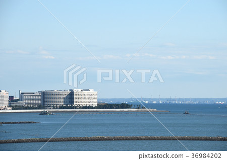 從東京都江東區新木場觀看千葉縣浦安市的面積 36984202