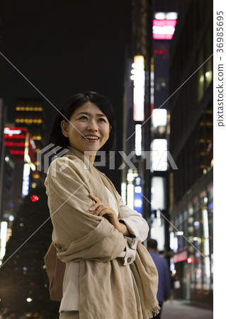 Woman business evening young woman 36985695